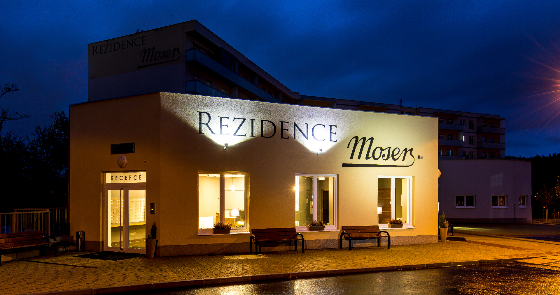 Noční pohled na budovu SPA Rezidence Moser, Chebská 398/17 Karlovy Vary
